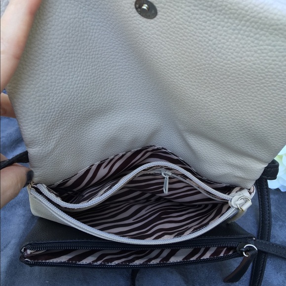 CLEARANCE‼️ Dana Buchman shoulder purse - Picture 4 of 7